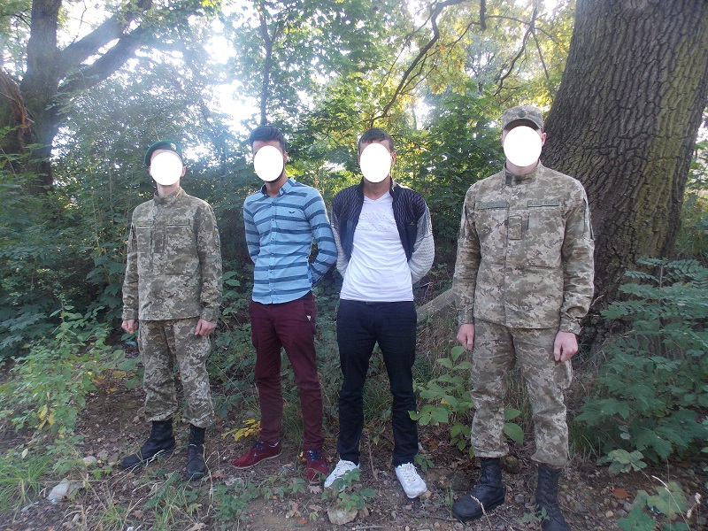 На Ужгородщині затримали двох турків-нелегалів