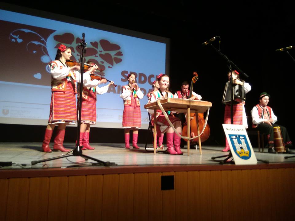 Інваліди з Закарпаття посіли перші місця на міжнародному музичному фестивалі в Словаччині (ФОТО)