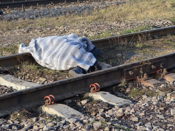 В Ужгороді в останній день літа жінка покінчила з життям під колесами потяга
