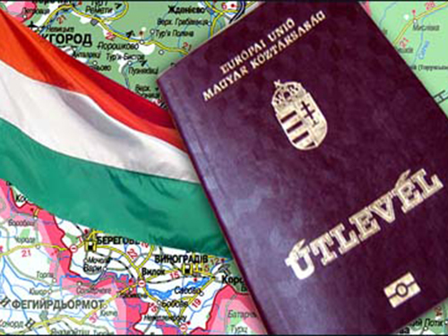 В організатора злочинної групи, що діяла від імені "Закарпатгазу", при обшуку вилучено паспорт громадянина Угорщини