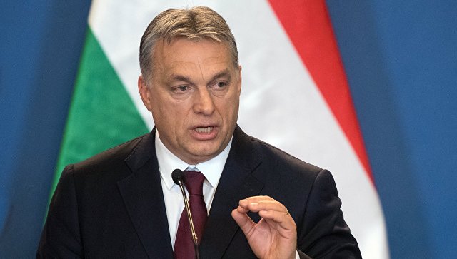 Орбан заявив, що в Угорщині "контактують з потенційними переможцями виборів" в Україні і знов згадав про "переслідування угорців" 