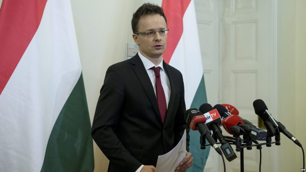 Угорщина під другий підпал знову наполягає на постійній місії ОБСЄ на Закарпатті - як на Донбасі