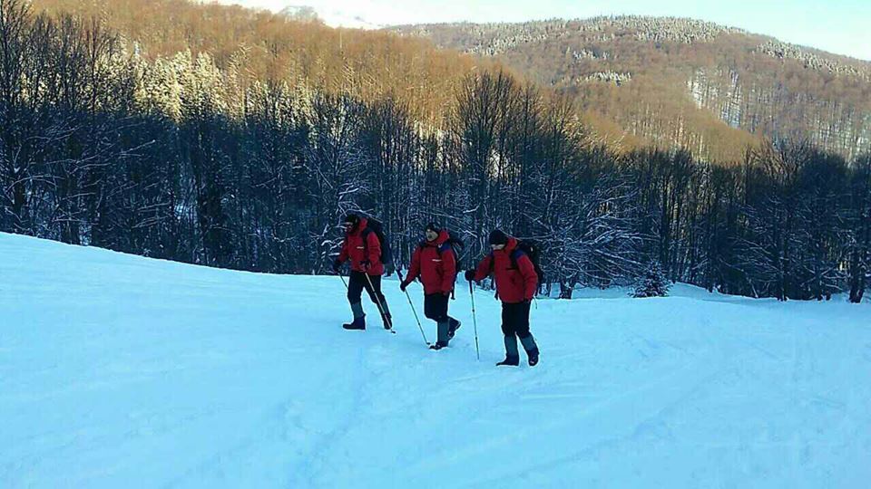 На Закарпатті гірські рятувальники тричі шукали туристів, що заблукали (ФОТО)