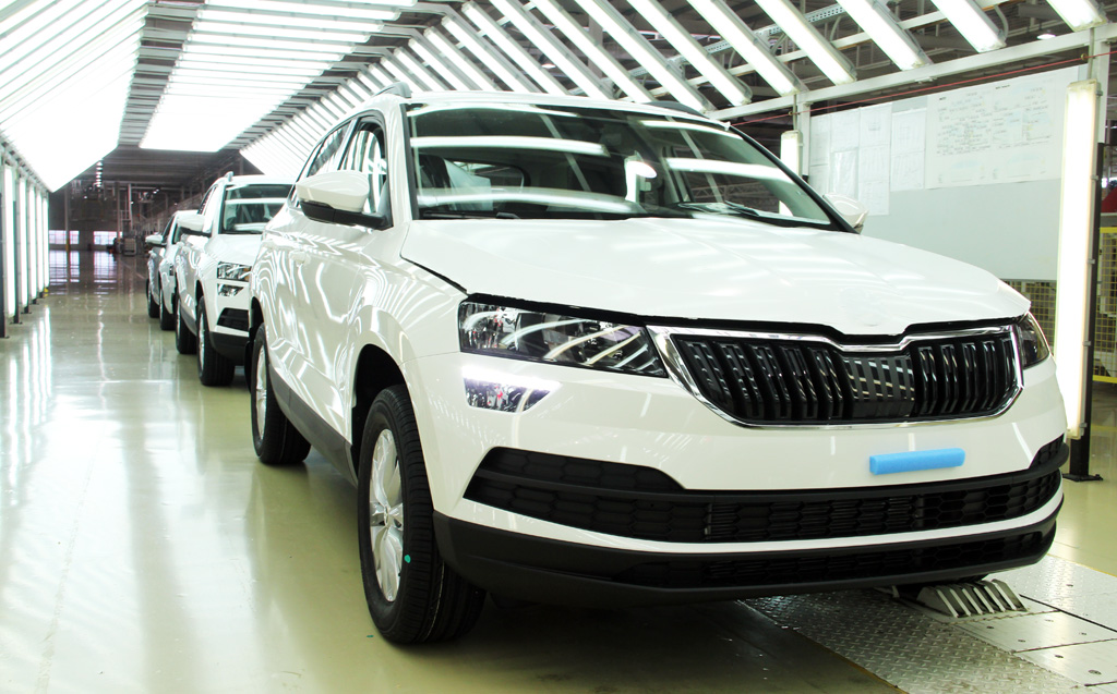 Закарпатський "Єврокар" запустив у виробництво нову модель SUV SKODA KAROQ (ФОТО, ВІДЕО)
