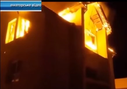 На пожежі в будинку в Ужгороді власник отримав опіки голови та кінцівок 