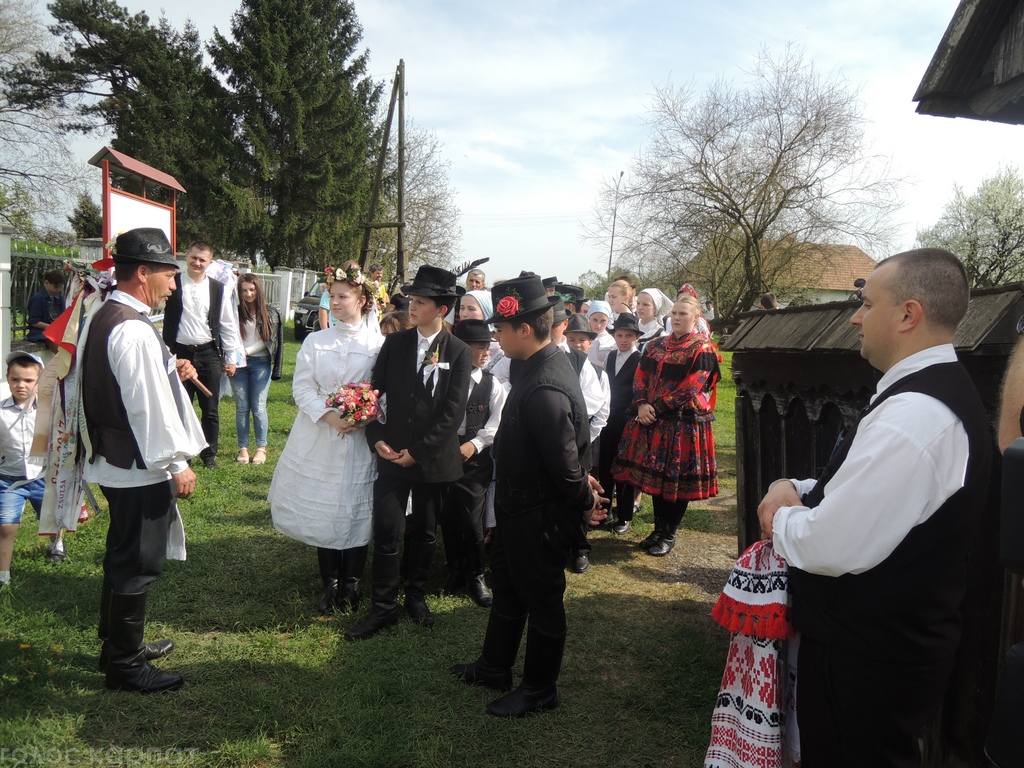 На Закарпатті відбувся угорський Фестиваль весільних старост (ФОТО)