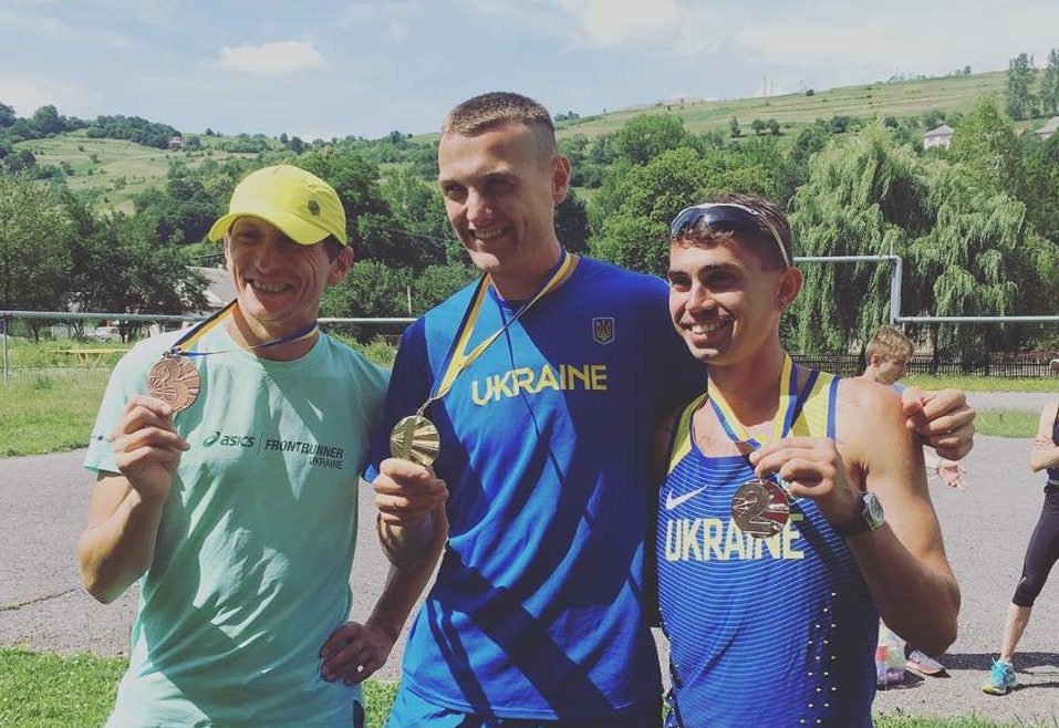 Закарпатець Сергій Расчупкін став чемпіоном України з гірського бігу (ФОТО)