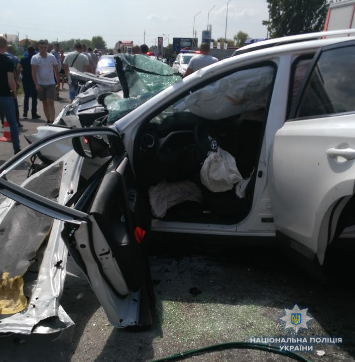 За фактом автоаварії на об'їзній в Ужгороді, в якій травмувалася водійка "Тойоти", розпочато кримінальне провадження