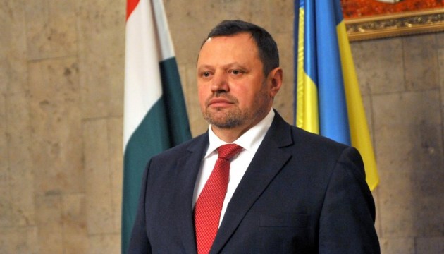 Посольство Угорщини відмовилося надати інформацію про видачу угорських паспортів у Берегові