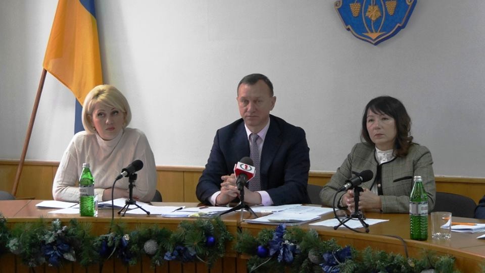В Ужгороді розподілили субвенцію медзакладам за лікування мешканців Чопа
