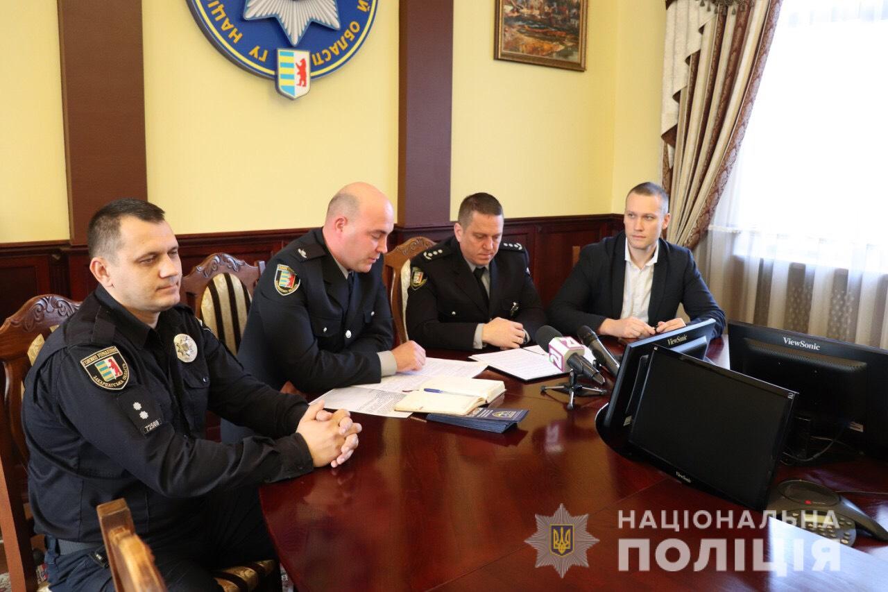 Про конкурс на вакантні посади до підрозділів поліції розповіли в Ужгороді (ФОТО, ВІДЕО)
