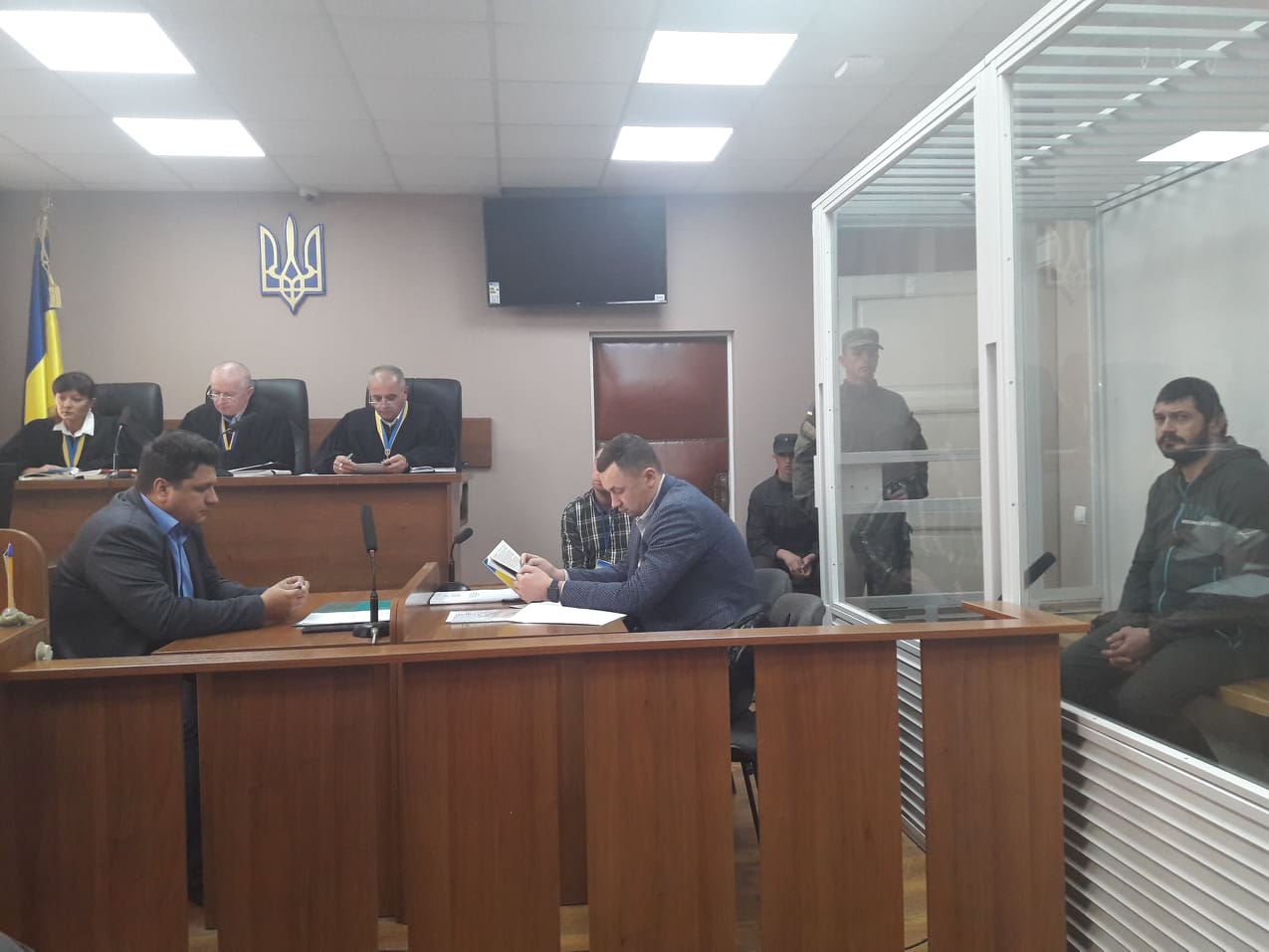 Сьогодні суд в Ужгороді розгляне питання продовження запобіжного заходу наркоторговцю "Тарі" зі спільниками (ФОТО)