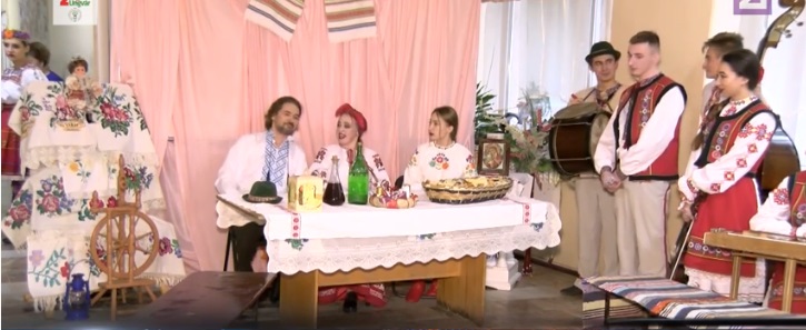 В Ужгороді студенти влаштували традиційні Андріївські вечорниці (ВІДЕО)