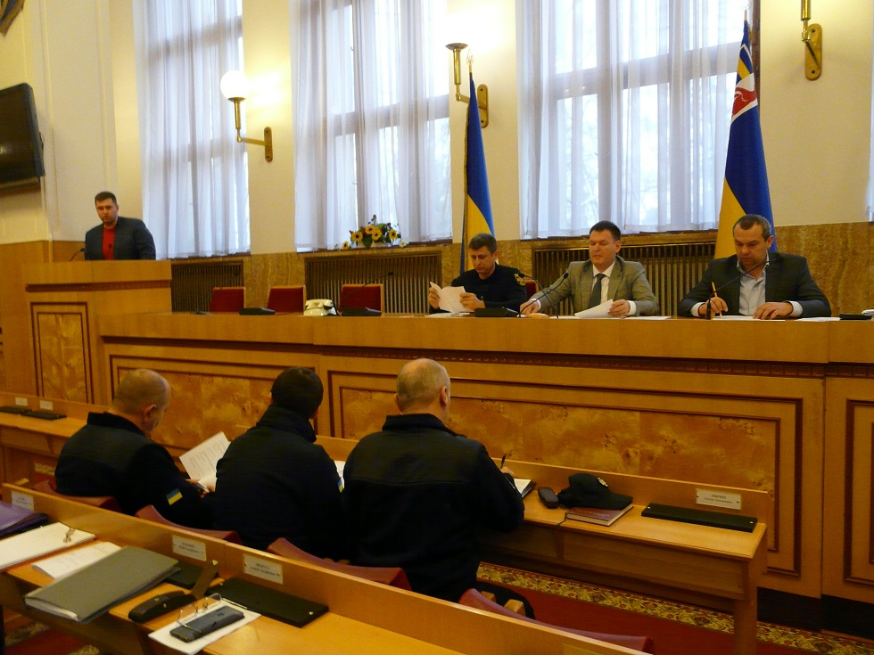 В Ужгороді відбулося засідання регіональної комісії з питань техногенно-екологічної безпеки та надзвичайних ситуацій (ФОТО)