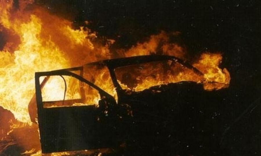 На Тячівщині згоріла Toyota Land Cruiser