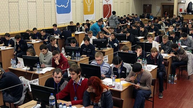 В Ужгороді пройде 1/8 фіналу командної студентської першості світу з програмування