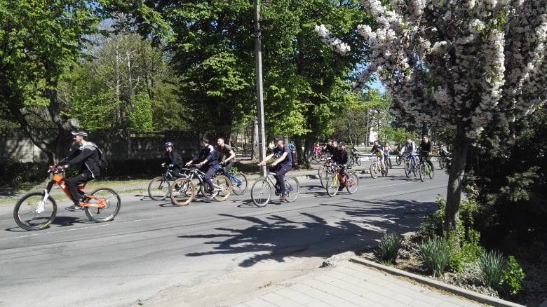 Другий велозаїзд "Сакура Байк Райд" відбувся в Мукачеві (ФОТО)