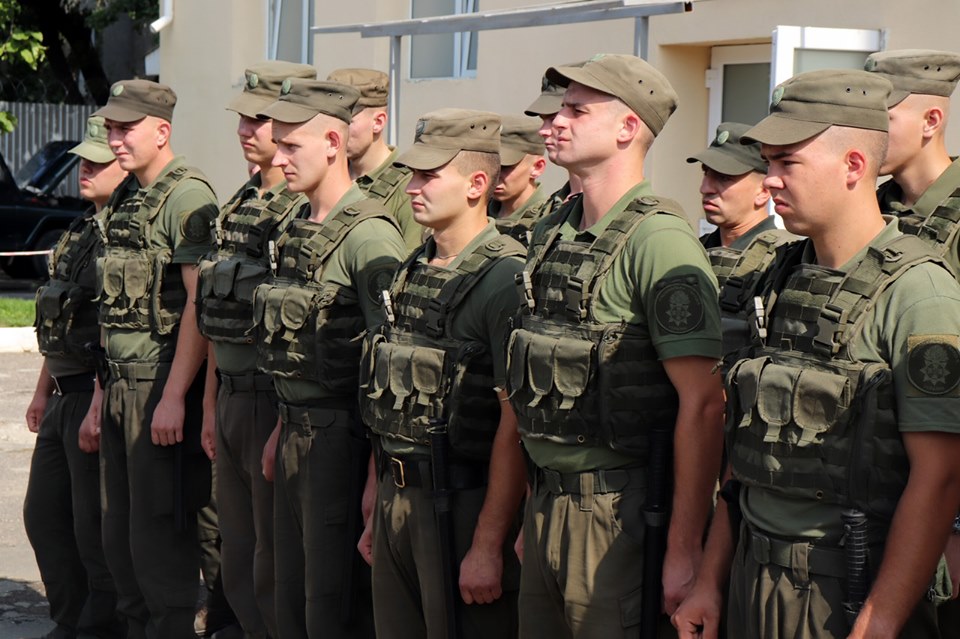 Бійці Національної гвардії України патрулюватимуть вулиці Ужгорода (ФОТО)