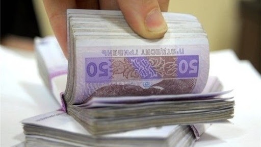 На Закарпатті спеціаліст по ломбардному кредитуванню незаконно привласнив приблизно 700 тис грн 