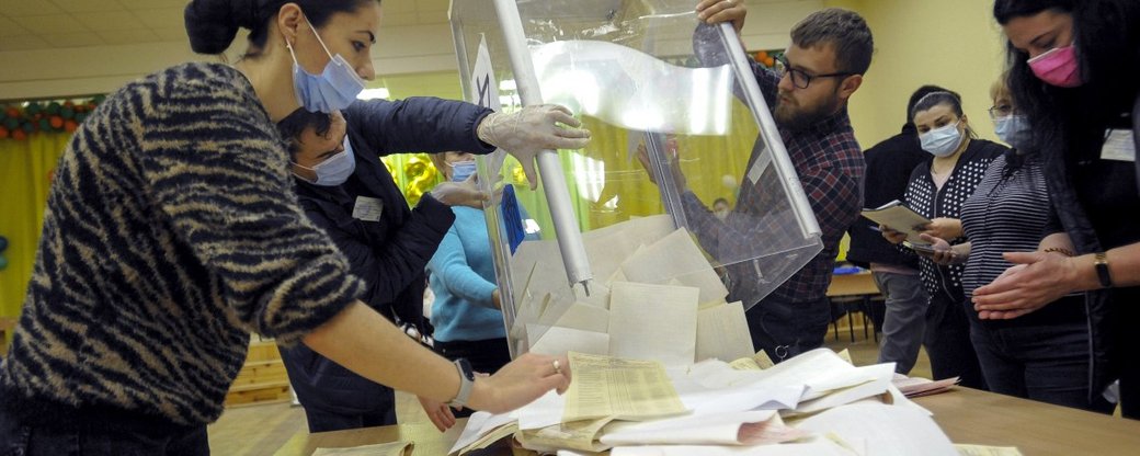 Участь у виборах мера Ужгорода взяли близько 27% виборців