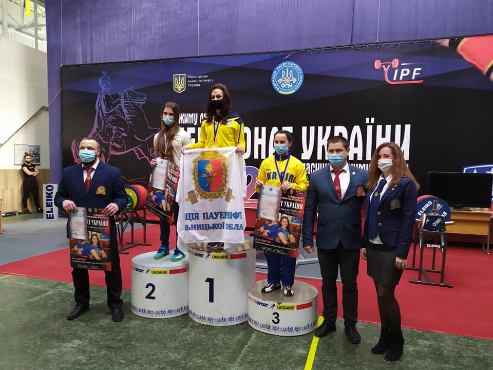 6 закарпатців здобули медалі на Чемпіонаті України з з класичного жиму лежачи (ФОТО)
