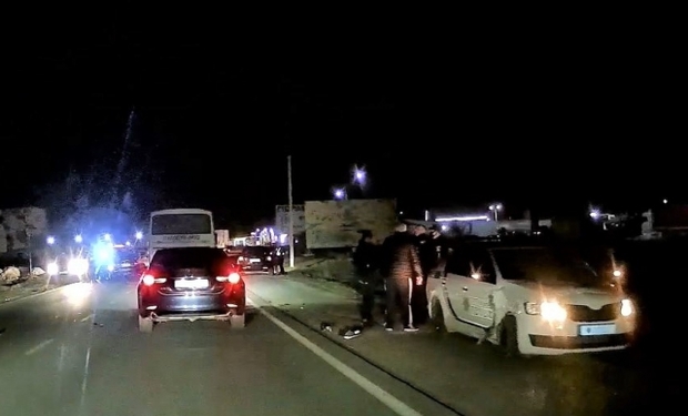 У Мукачеві водій ВАЗу, що тікав від патрульних, врізався в поліцейське авто, що його блокувало
