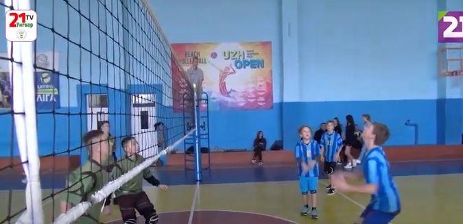 В Ужгороді фінішувала першість Закарпаття з волейболу серед ДЮСШ (ВІДЕО)