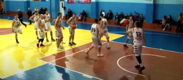 В Ужгороді триває набір у секцію баскетболу (ВІДЕО)