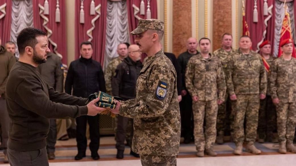 Зеленський нагородив відзнакою "За мужність і відвагу" 15-й батальйон 128-ї Закарпатської бригади