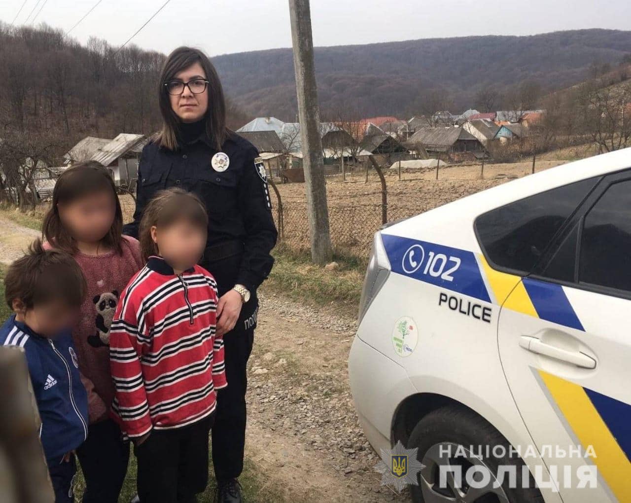 У Собатині поблизу Іршави за неналежний батьківський догляд вилучили з сім’ї трьох діток (ФОТО)