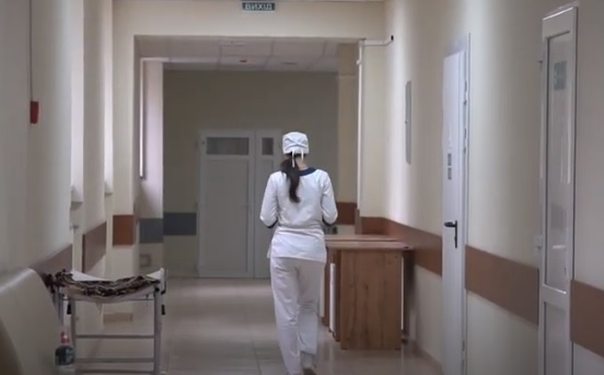 У Мукачівській лікарні медики-переселенці приступили до роботи (ВІДЕО)