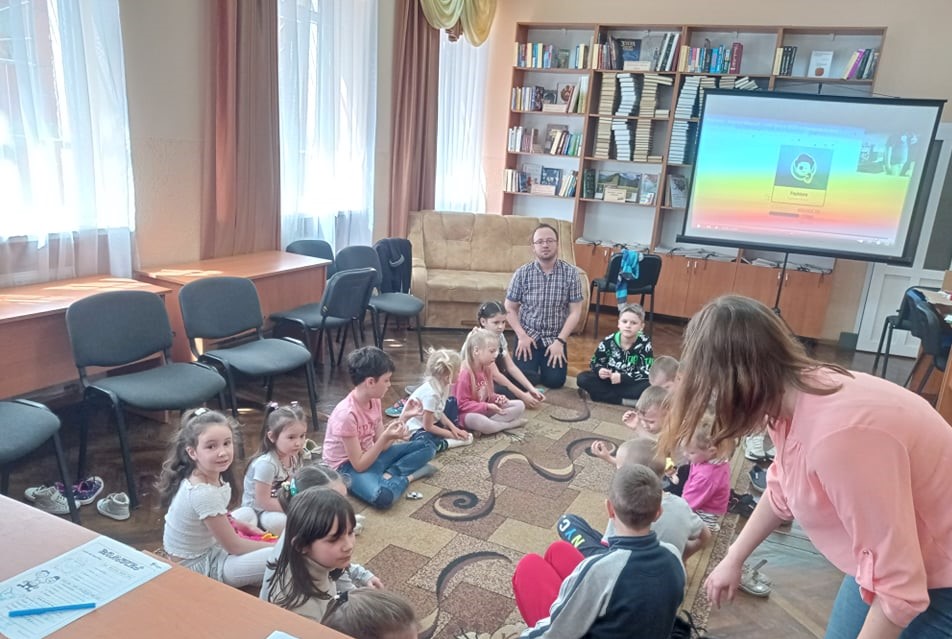 В Ужгороді щосуботи проходить "Школа вихідного дня" для учнів молодших класів (ФОТО)