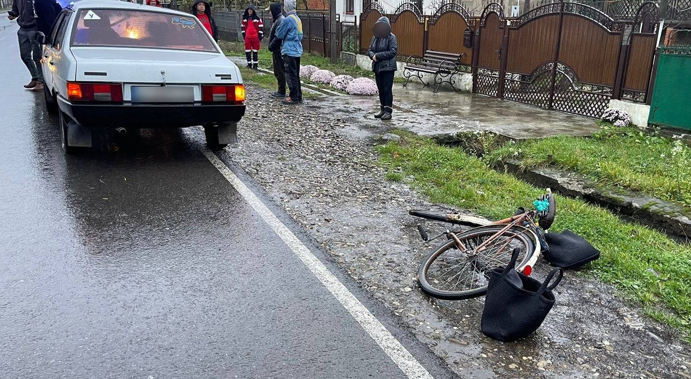 У Текові на Берегівщині водій ВАЗа із Сасова смертельно травмував велосипедиста з Королева (ФОТО)