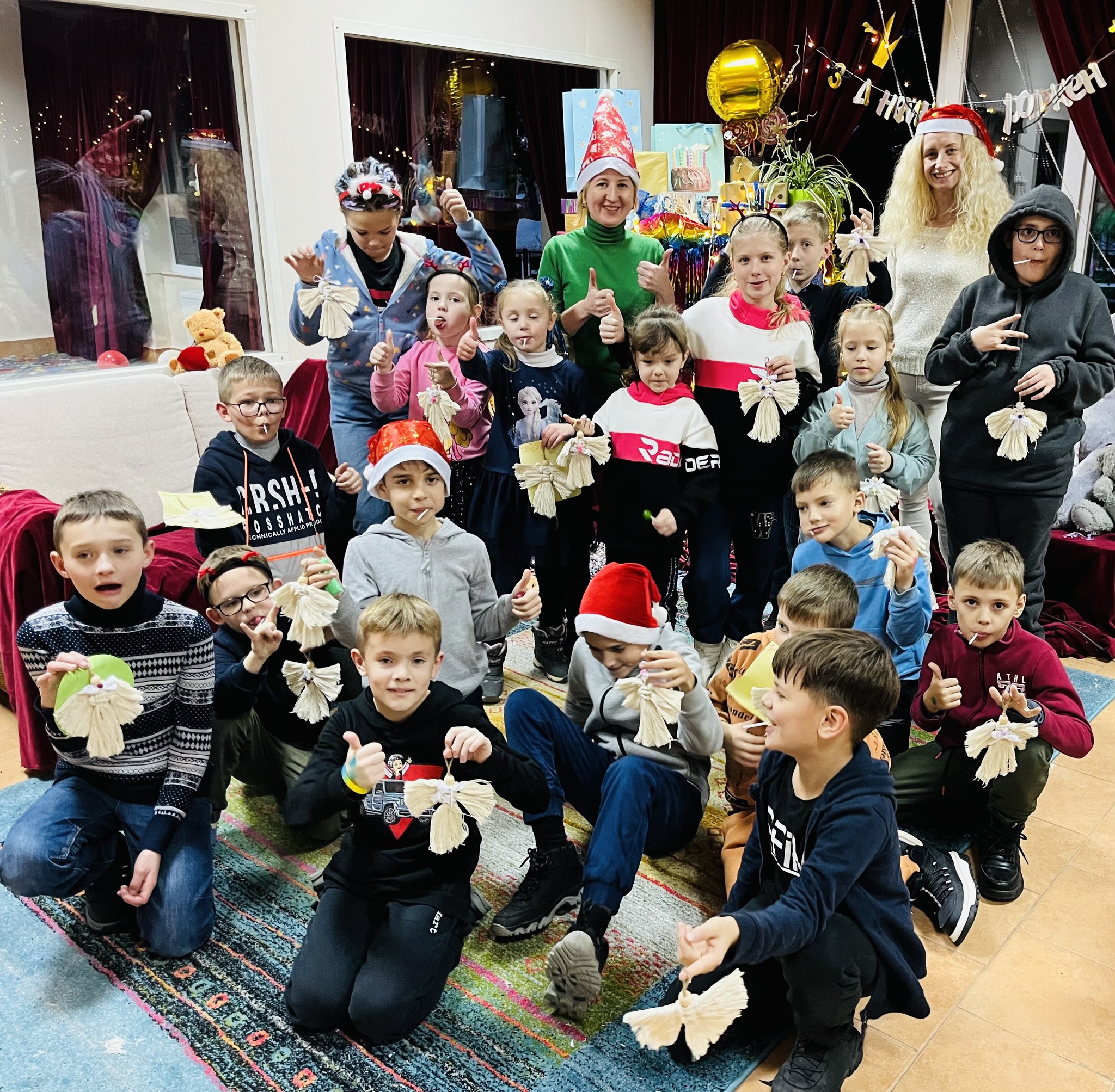Майстерні Святого Миколая, арт-терапевтичні заняття, зимовий табір для дітей: "Щасливі діти" запрошують на зимові активності