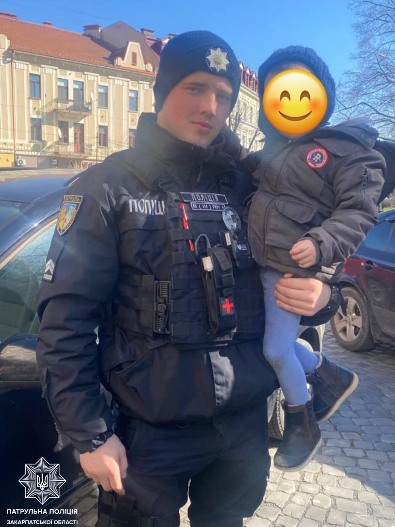 В Ужгороді, поки батько поїхав у Мукачево, трирічний хлопчик самостійно гуляв містом (ФОТО)