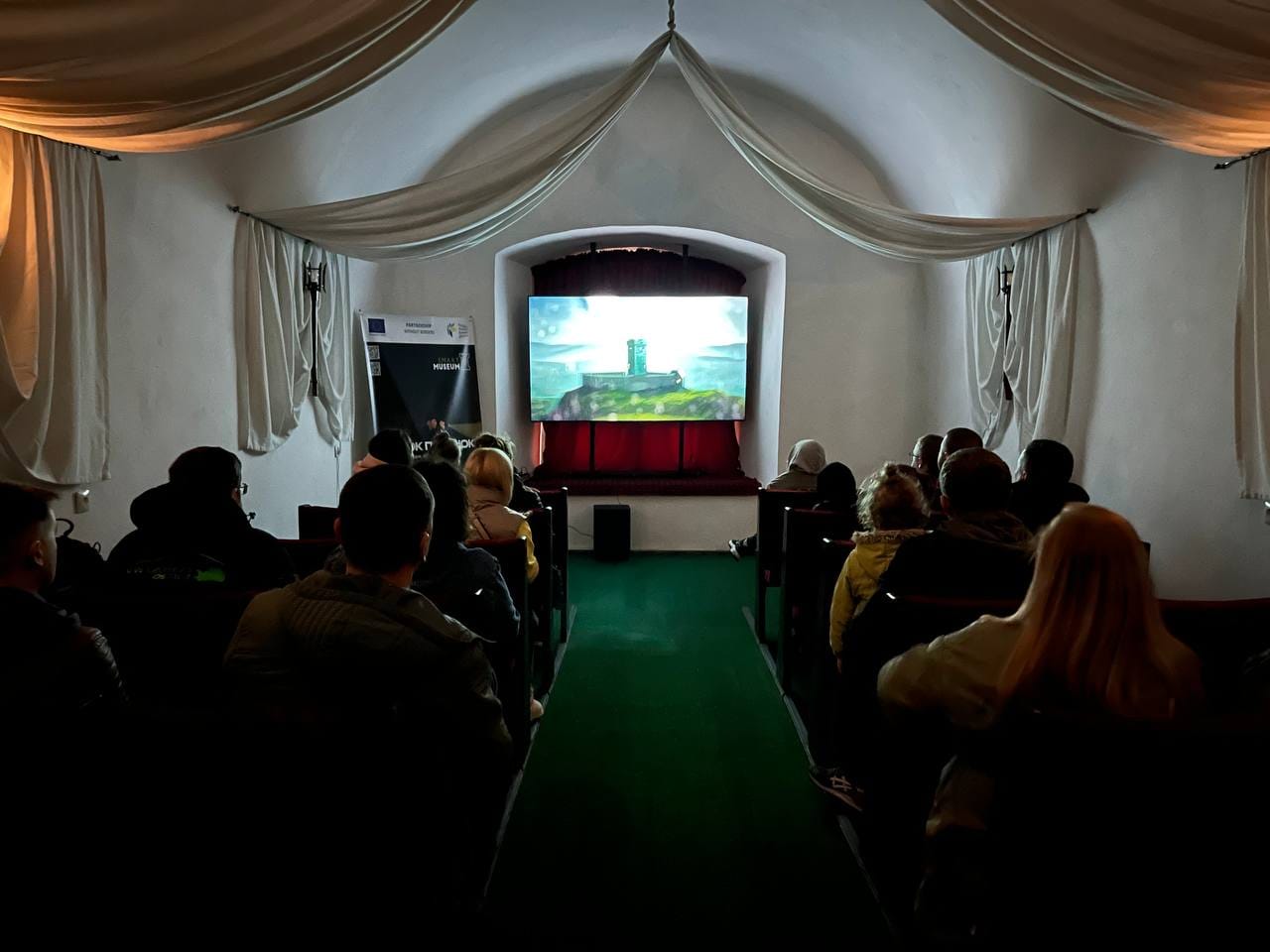 Замковий кінотеатр у Паланку в Мукачеві відкрив свої двері для відвідувачів