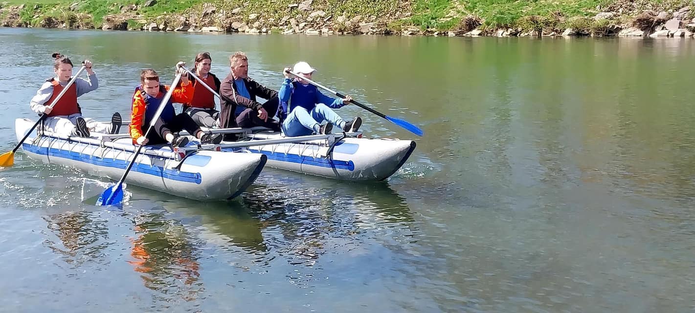 У Мукачеві стартував туристичний сезон із техніки водного туризму для учнівської молоді (ФОТО)