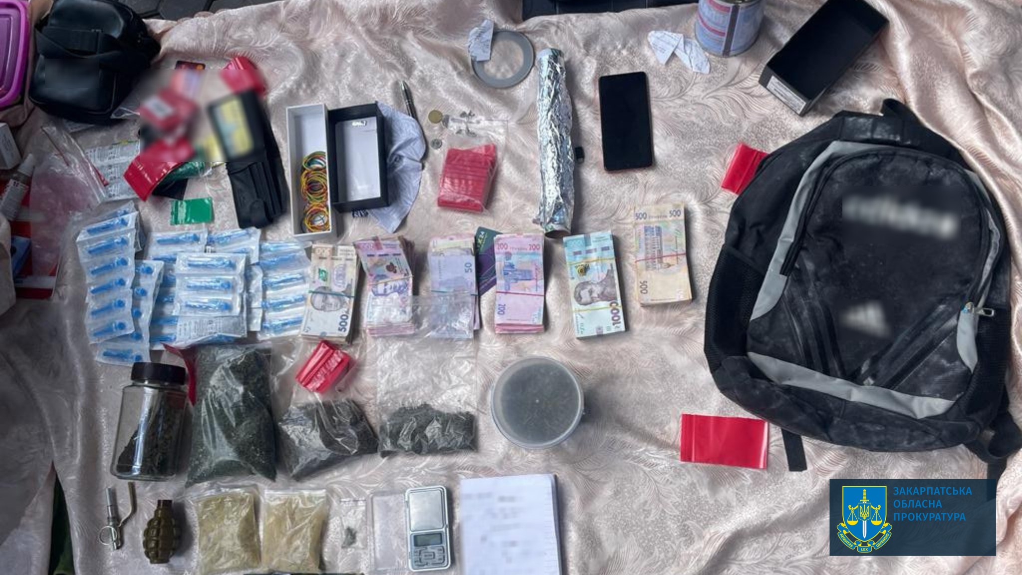 Д 9 років тюрми засудили мешканця Мукачева за торгівлю метамфетаміном, зберігання наркотиків і психотропів (ФОТО)