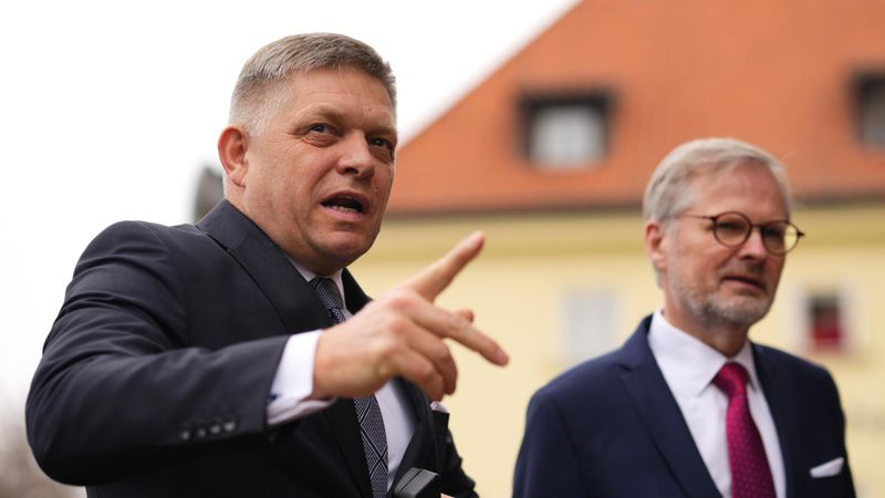 фіцо вважає, що Чехія поставила під загрозу відносини зі Словаччиною через різні погляди на війну рф проти України