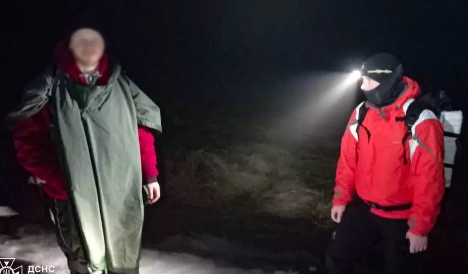 Біля гори Гемба відшукали туриста, що заблукав у тумані (ФОТО)