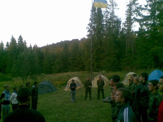 Закарпатський «Сокіл» облаштував вишкільний табір «Верецький перевал-2012»