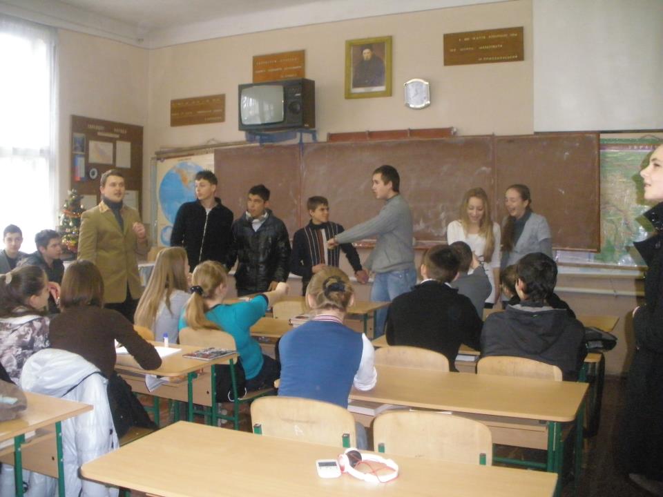 Перечинський “Фронт Змін” оголосив літературний конкурс для школярів про свободу та єдність Української нації