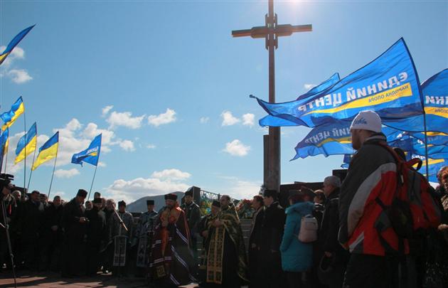Опозиція Закарпаття вшанувала героїв Карпатської України (ФОТО)