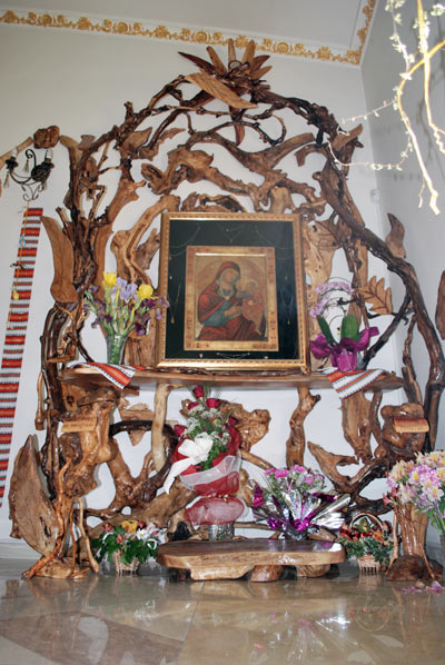 Мукачівська чудотворна ікона Матері Божої у храмі відновленого монастиря