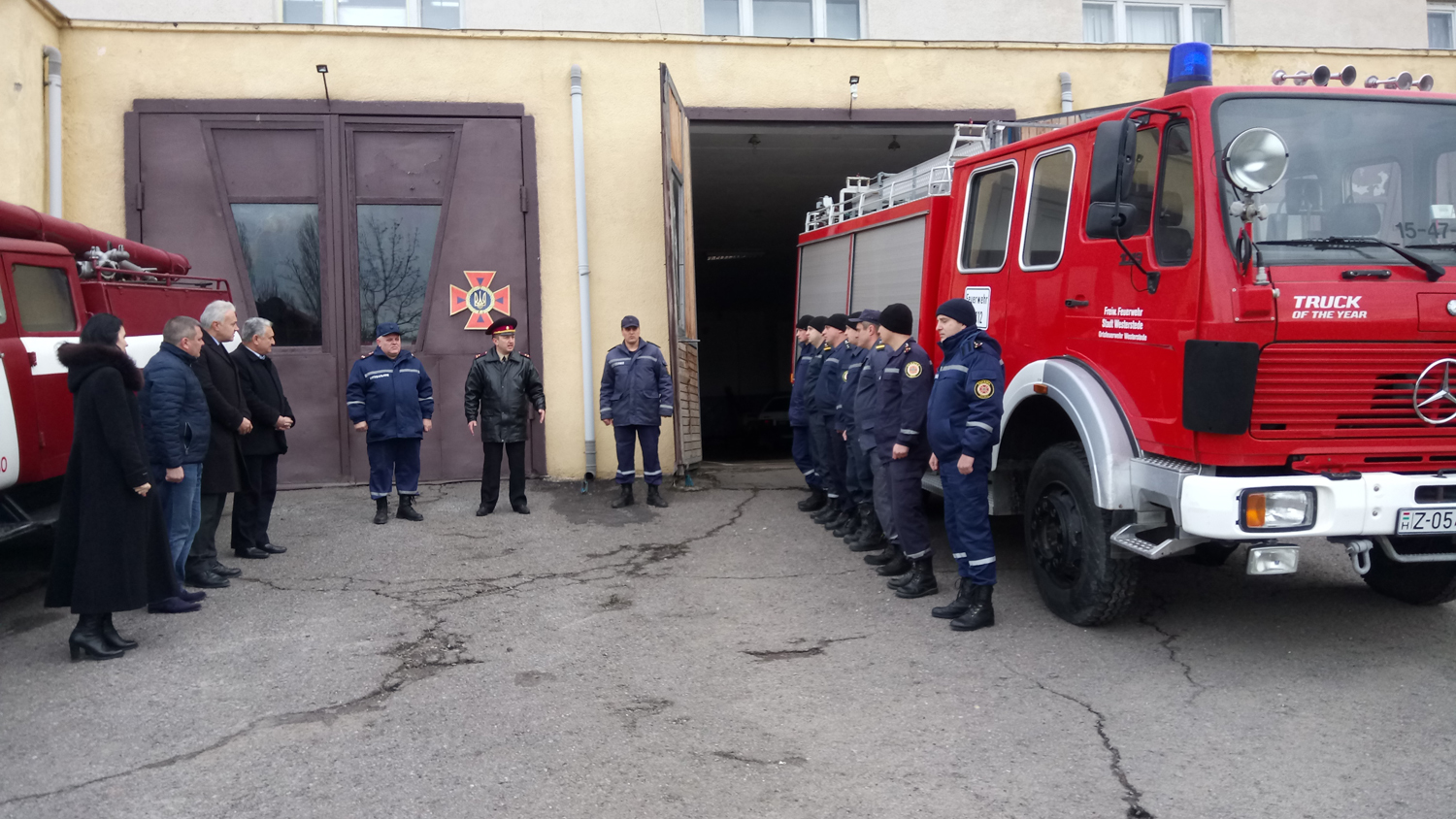 Аварійно-рятувальний "Мерседес" передали рятувальникам Берегівщини