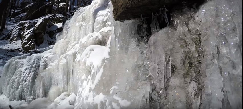 Водоспад Скакало замерз (ФОТО, ВІДЕО)