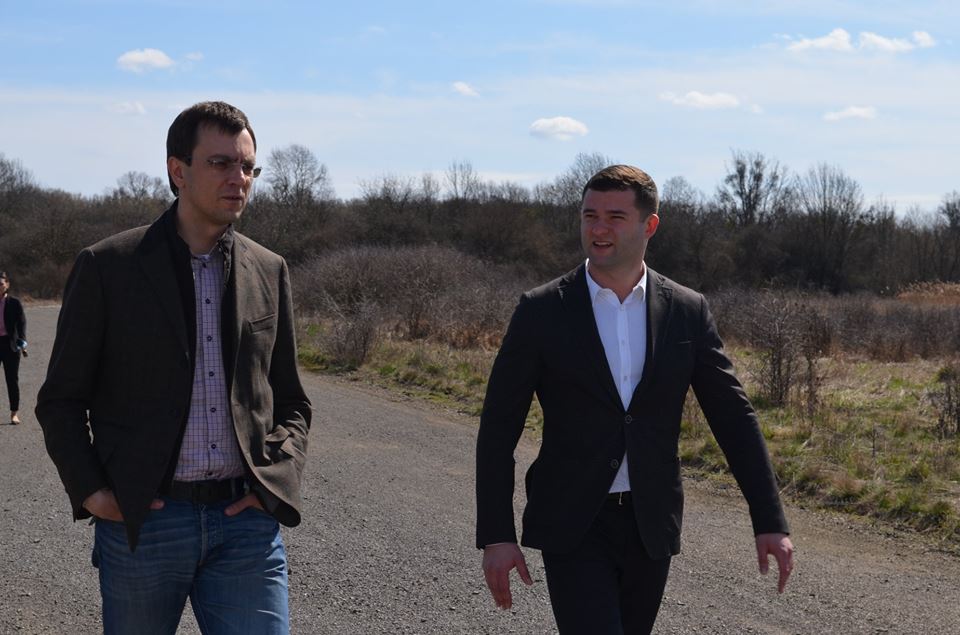 Міністр інфраструктури Омелян відвідав аеропорт у Мукачеві (ФОТО)