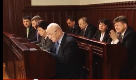 Депутати Мукачева "спіткнулися" на земельних питаннях (ВІДЕО)