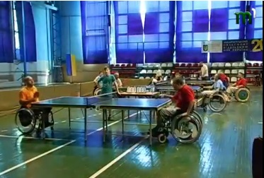 В Ужгороді відбулися другі змагання з настільного тенісу серед спортсменів-інвалідів (ВІДЕО)