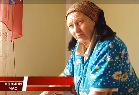 У Родниковій Гуті живе 80-річна бабуся-костоправ (ВІДЕО)
